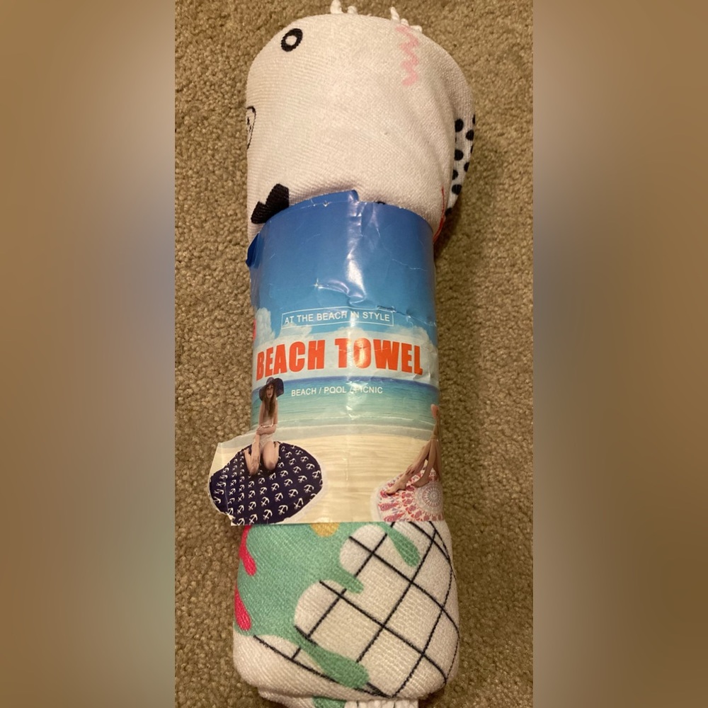 59 inch round luxury beach towel